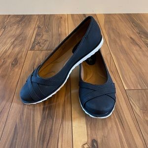 Eurosoft Women’s Rafi Taupe Casual Flats